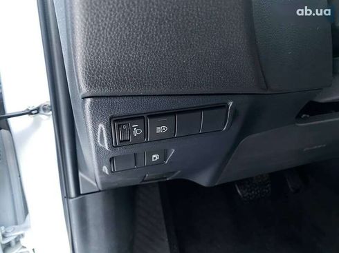 Toyota Corolla Cross 2025 - фото 12