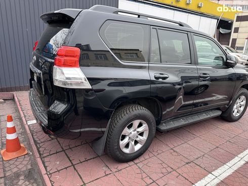 Toyota Land Cruiser Prado 2013 черный - фото 6