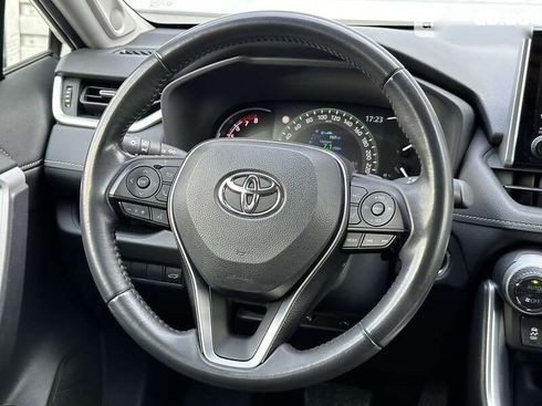 Toyota RAV4 2019 - фото 11