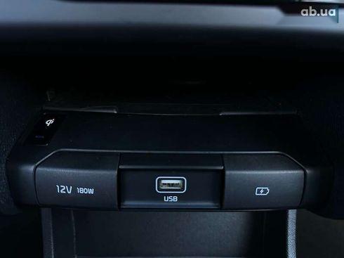 Kia Niro 2020 - фото 11
