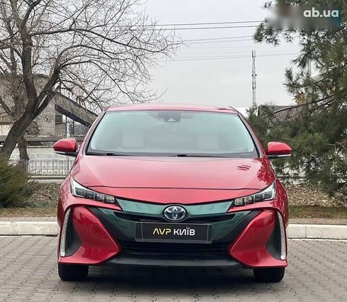 Toyota Prius 2017 - фото 6