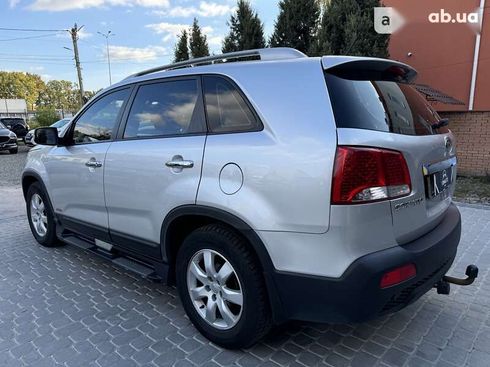 Kia Sorento 2011 - фото 8