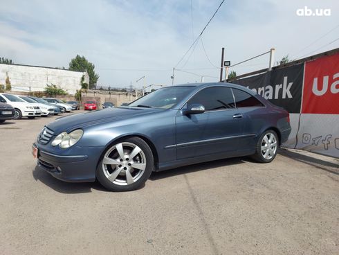 Mercedes-Benz CLK-Класс 2002 синий - фото 2