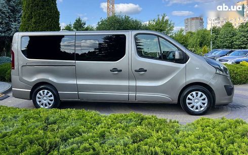 Opel Vivaro 2016 - фото 8