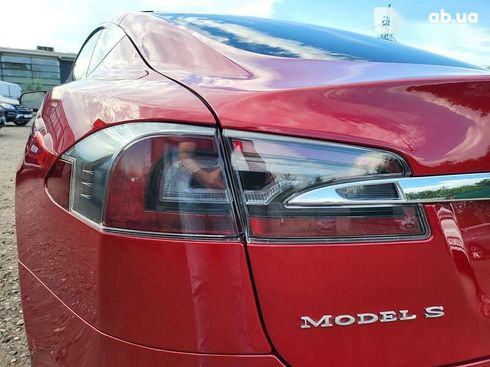 Tesla Model S 2017 - фото 26