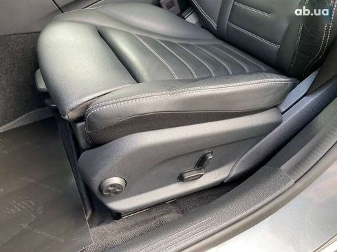 Mercedes-Benz C-Класс 2018 - фото 14
