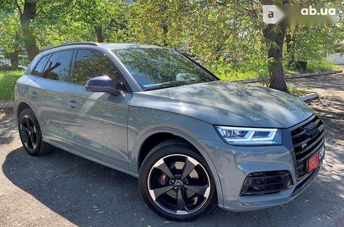 Audi SQ5 2018 - фото 15