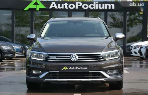 Volkswagen passat alltrack 2017 - фото 4