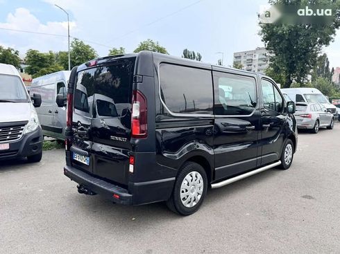 Renault Trafic 2019 - фото 10