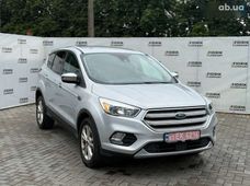 Продаж вживаних Ford Escape 2019 року у Луцьку - купити на Автобазарі