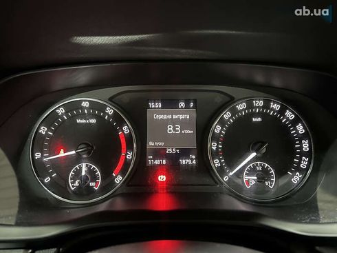 Skoda Octavia 2021 - фото 22