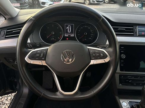 Volkswagen Passat 2020 - фото 18