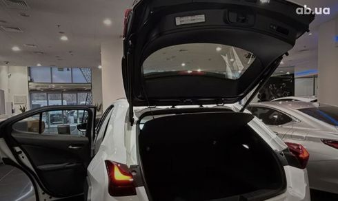 Lexus UX 2023 - фото 5