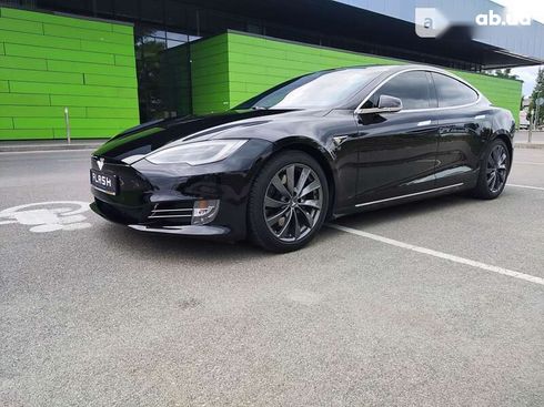 Tesla Model S 2021 - фото 13