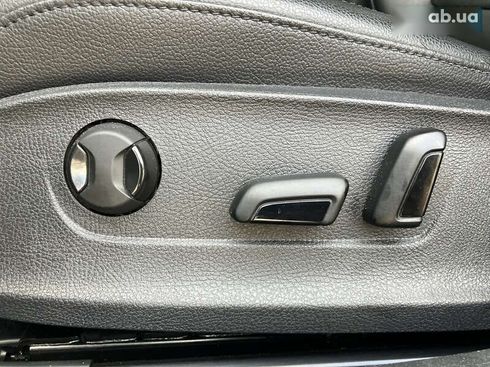 Volkswagen Passat 2017 - фото 12