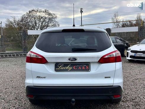 Ford Focus 2014 - фото 6