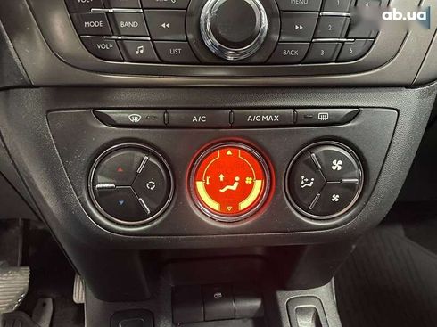 Peugeot 301 2017 - фото 26