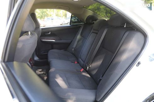 Toyota Camry 2012 - фото 8