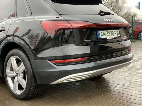 Audi E-Tron 2022 - фото 22