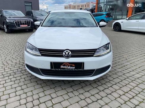 Volkswagen Jetta 2016 - фото 2