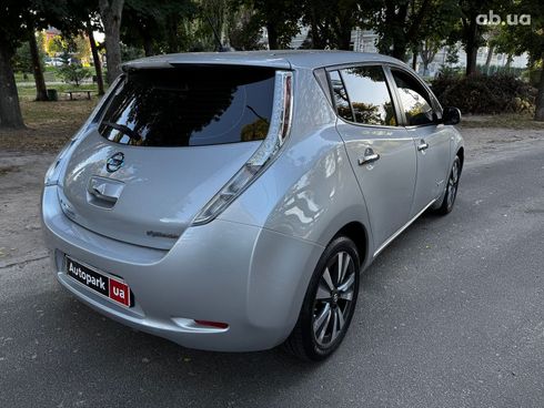 Nissan Leaf 2016 серый - фото 7