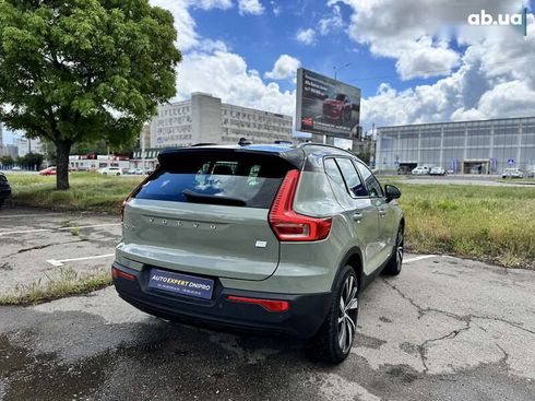 Volvo XC40 2021 - фото 14