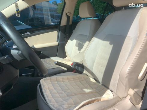 Volkswagen Jetta 2016 черный - фото 29