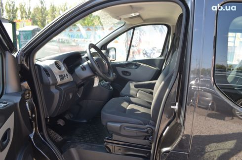 Renault Trafic 2015 черный - фото 11