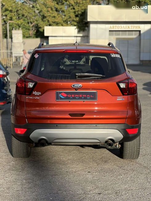 Ford Escape 2018 - фото 22