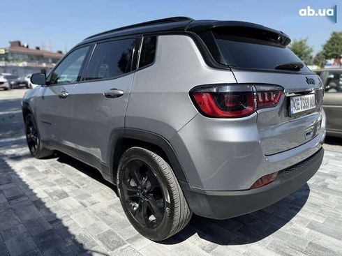 Jeep Compass 2020 - фото 14