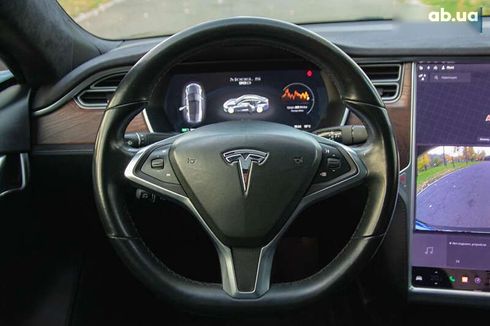 Tesla Model S 2017 - фото 20