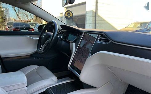 Tesla Model S 2018 - фото 22
