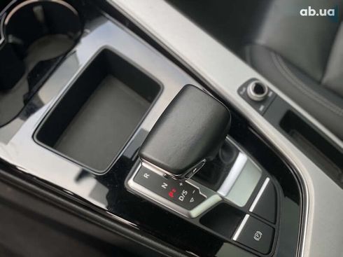 Audi A4 2020 - фото 22