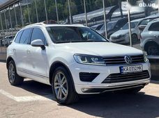 Купити Volkswagen Touareg 2015 бу в Києві - купити на Автобазарі