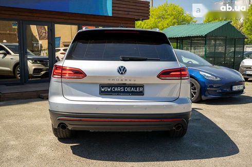 Volkswagen Touareg 2021 - фото 14