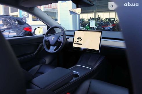 Tesla Model Y 2021 - фото 14