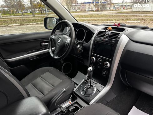 Suzuki Grand Vitara 2007 черный - фото 25