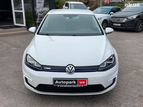 Volkswagen e-Golf 2015 белый - фото 10