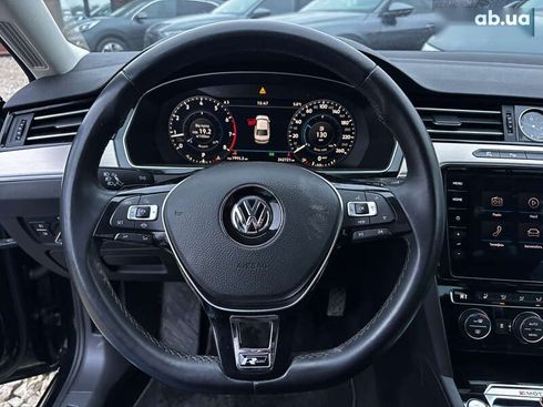Volkswagen Passat 2019 - фото 18