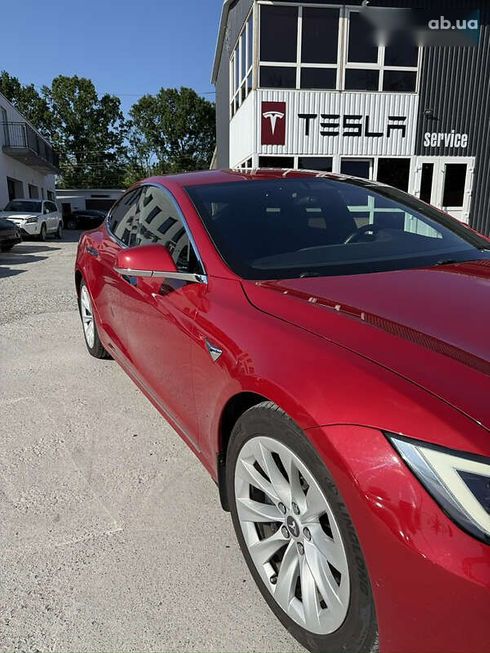 Tesla Model S 2017 - фото 10