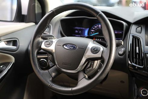 Ford Focus 2012 - фото 12