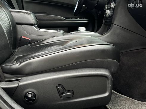 Chrysler 300 2018 черный - фото 65