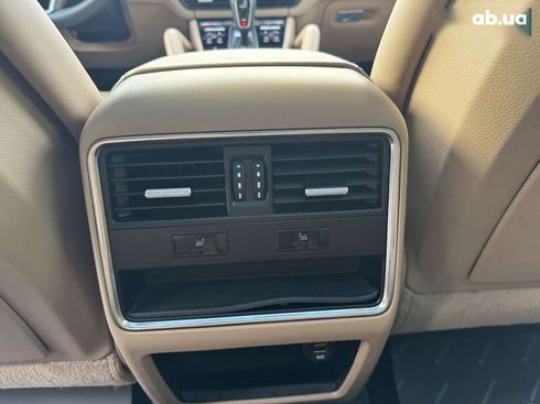 Porsche Cayenne 2018 - фото 25