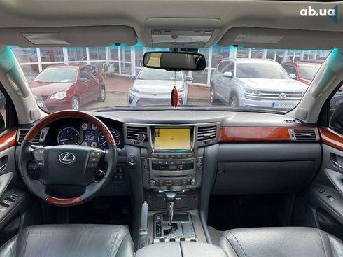 Lexus LX 2010 - фото 13