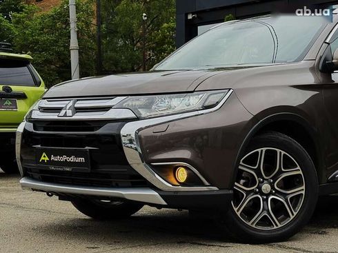 Mitsubishi Outlander 2015 - фото 6