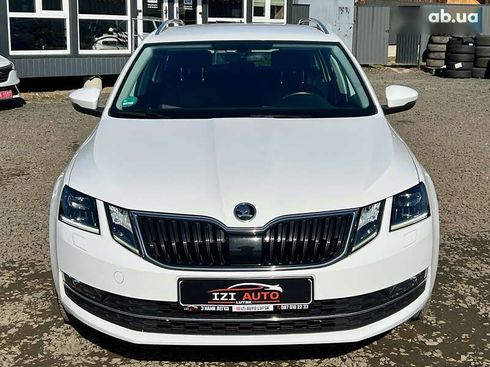 Skoda Octavia 2020 - фото 2