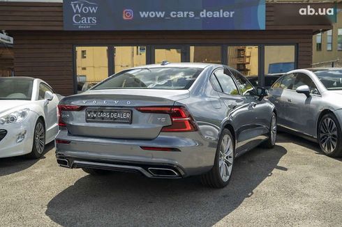 Volvo S60 2021 - фото 13