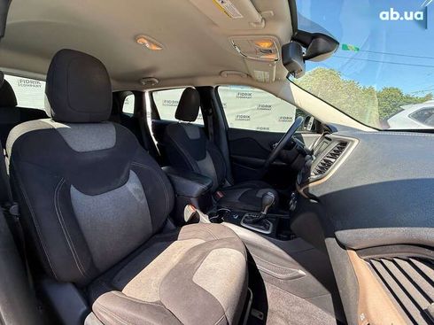 Jeep Cherokee 2017 - фото 10