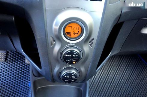 Toyota Yaris 2010 - фото 20