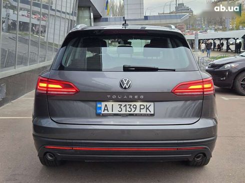Volkswagen Touareg 2021 - фото 6
